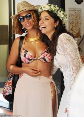 5. Beyoncé e Jay Z ospiti ad un comune matrimonio