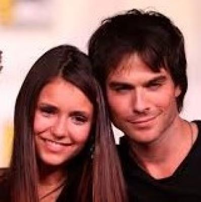7. Nina Dobrev e Ian Somerhalder