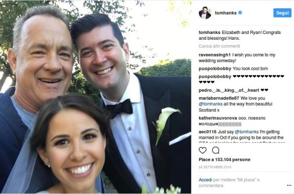 2. Selfie di matrimonio con Tom Hanks! 