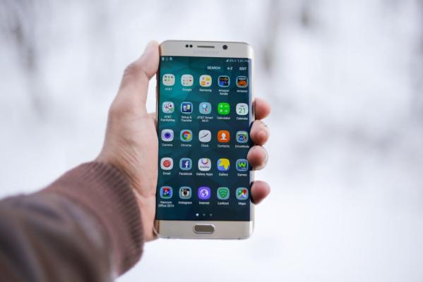 7. Sbloccare lo smartphone con il riconoscimento facciale