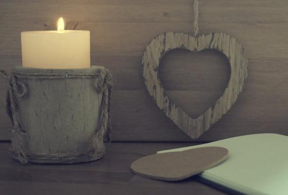 6. Accendete delle candele profumate