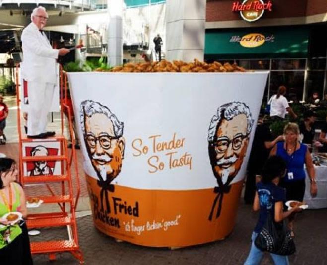 World’s Largest la gallery con tutti gli oggetti più grandi del mondo