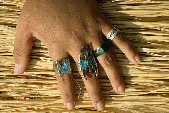 Dimmi Dove Porti Lanello E Ti Dirò Chi Sei Radio 105