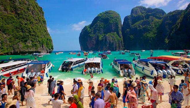 Thailandia Chiusa Ai Visitatori La Spiaggia Di The Beach