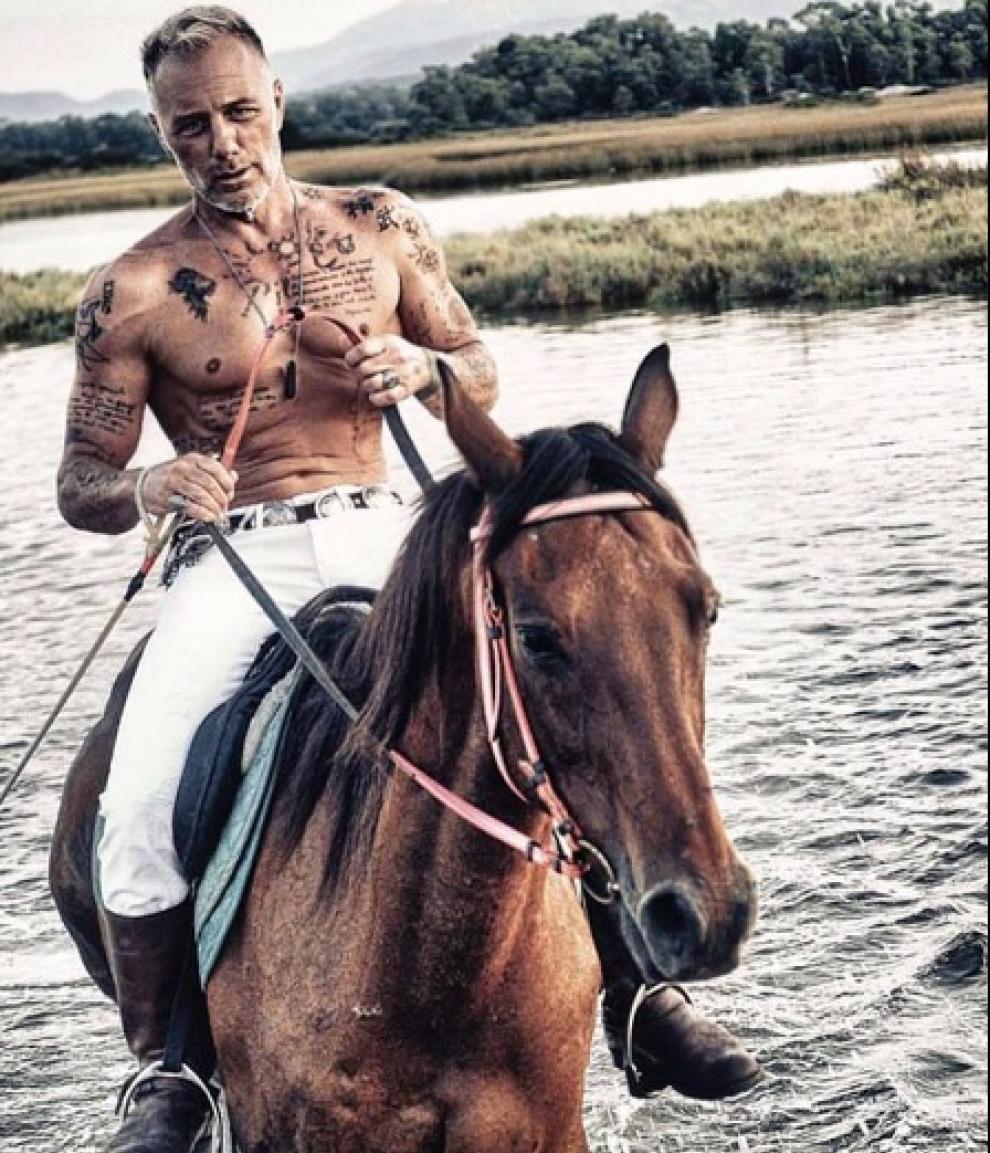 Cinquantenni Foto Di Uomini Belli Non Famosi Get Images